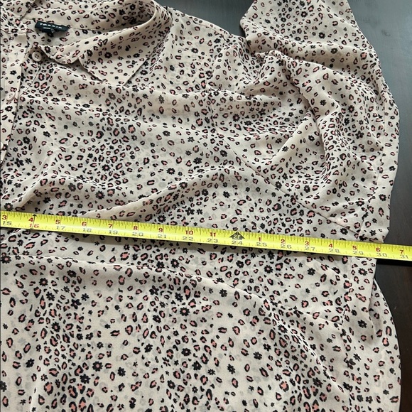 Torrid Chiffon Twist Front Tunic Shirt Tan Leopard Print Plus Size 5X - Picture 13 of 16